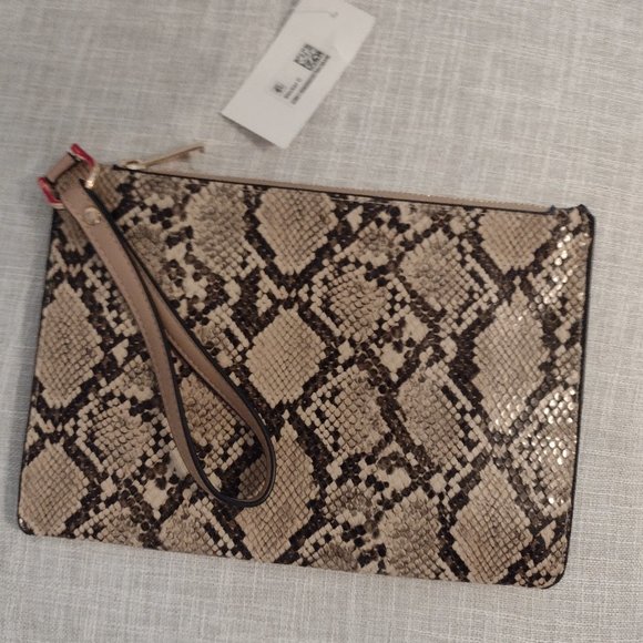 NWT Snake Print Zippered Wristlet - Picture 2 of 5